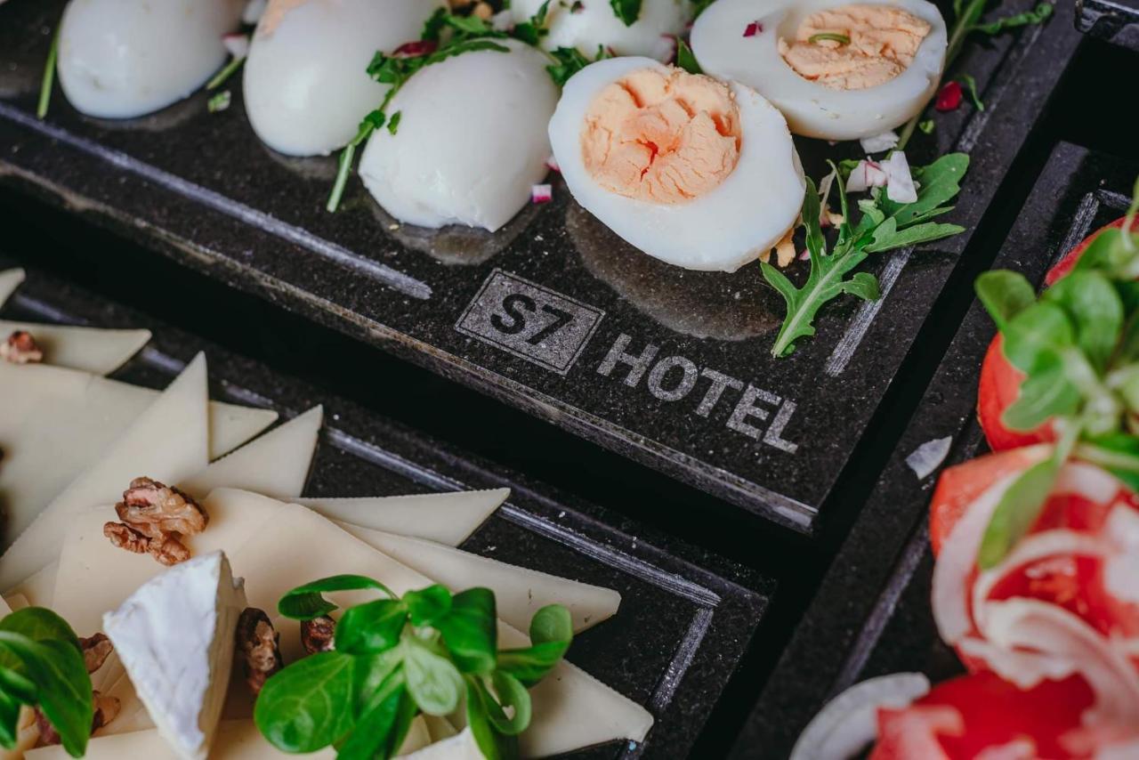 S7 Hotel Κίελτσε Εξωτερικό φωτογραφία